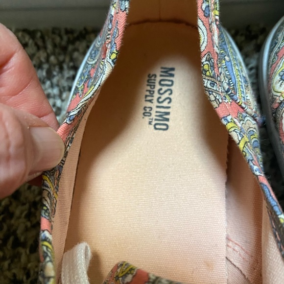 Mossimo paisley print Ked-like shoes- size 10 - Picture 4 of 6